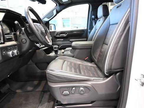 Used 2025 GMC Sierra 1500 AT4X AWD/4WD image 14