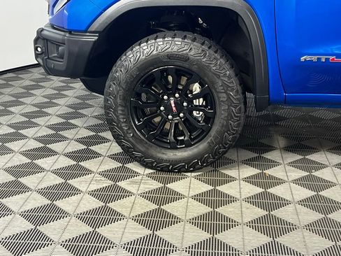 Used 2023 GMC Sierra 1500 AT4X image 10