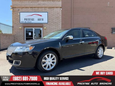 Used 2012 Lincoln MKZ FWD image 1