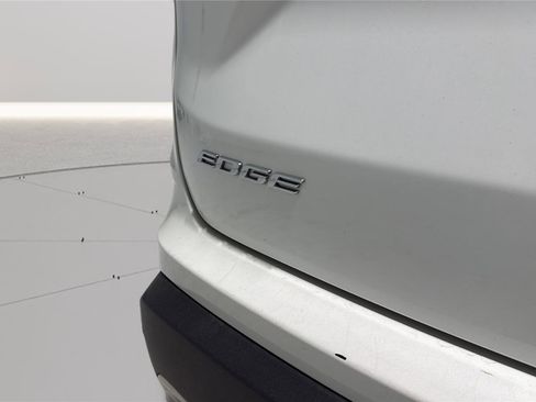 Used 2020 Ford Edge SEL w/ Convenience Package image 31