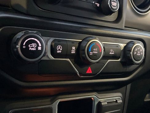 Used 2020 Jeep Gladiator Sport w/ Trailer Tow Package image 23