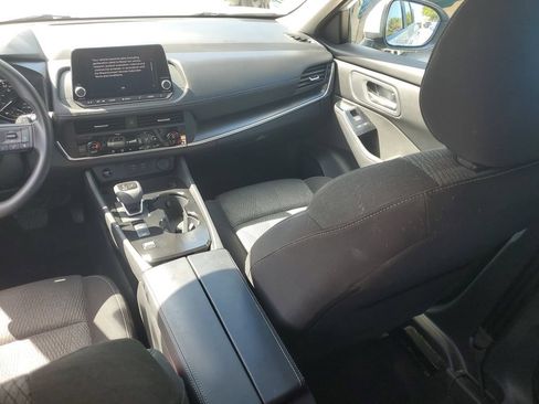 Used 2024 Nissan Rogue SV FWD image 22
