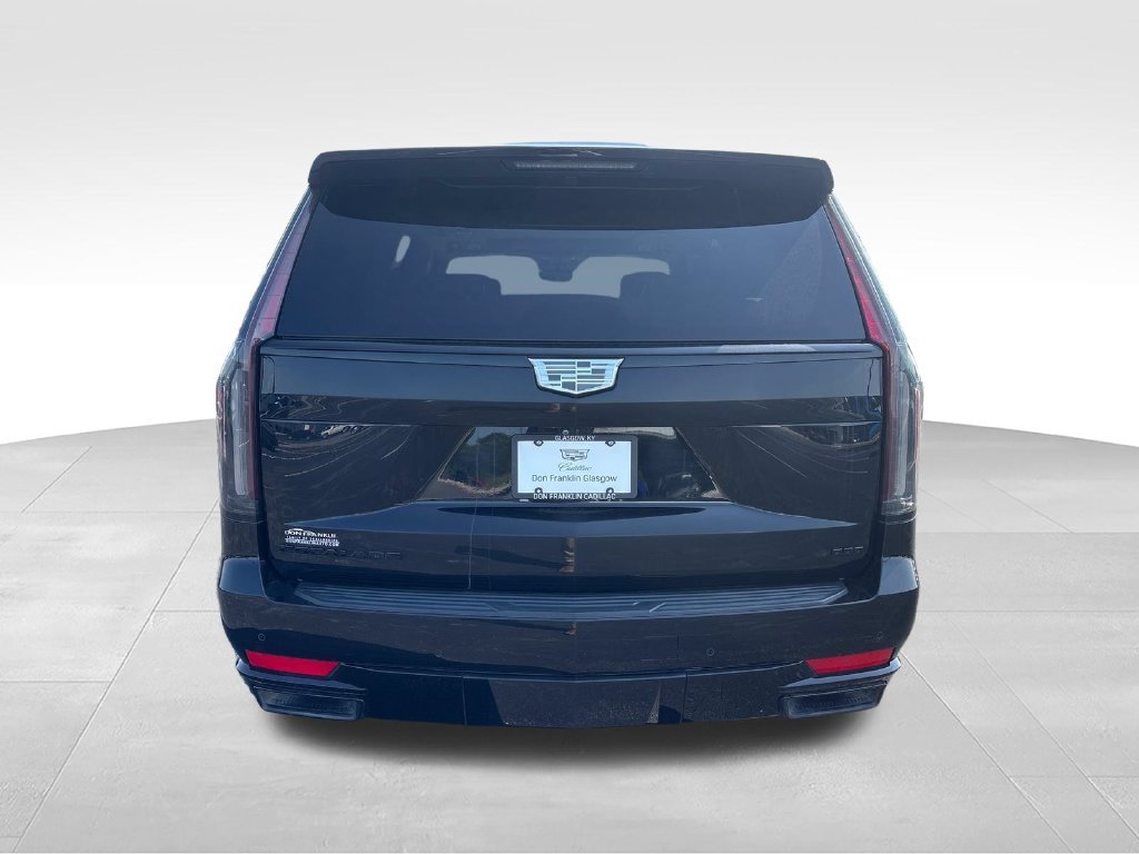 Used 2022 Cadillac Escalade Sport Platinum AWD/4WD image 5