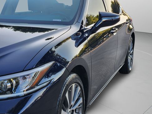 Used 2019 Lexus ES 350 w/ Premium Package FWD image 42
