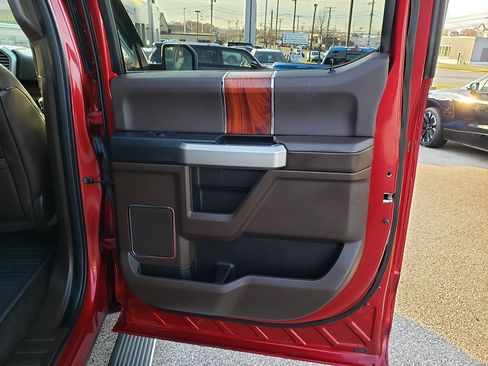 Used 2016 Ford F150 King Ranch w/ Equipment Group 601A Luxury image 17