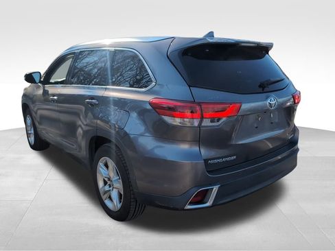 Used 2019 Toyota Highlander Limited image 5