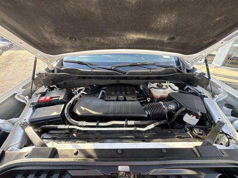 Used 2025 Chevrolet Silverado 1500 LT Trail Boss w/ Protection Package AWD/4WD image 3