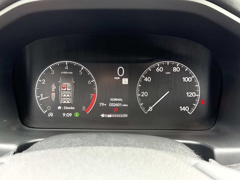 Used 2025 Honda Odyssey Touring image 13