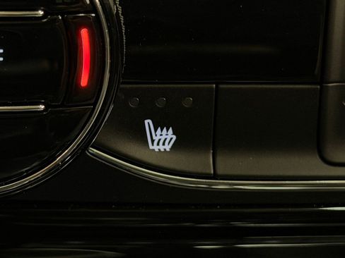 Used 2023 Buick Encore GX Select w/ Safety Package II image 26