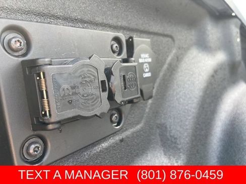 New 2026 RAM 2500 Laramie AWD/4WD image 15