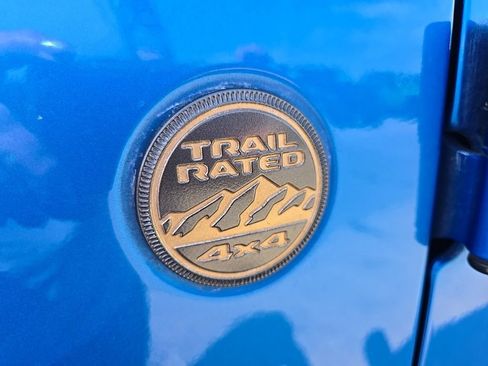 Used 2022 Jeep Wrangler Unlimited Rubicon w/ Trailer Tow Package AWD/4WD image 23