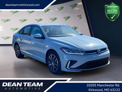 Used 2025 Volkswagen Jetta SE