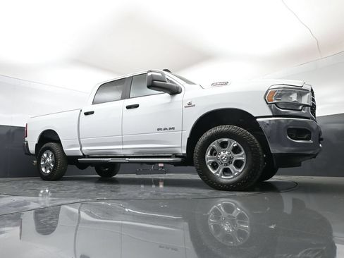 Used 2024 RAM 2500 Big Horn w/ Off Road Package AWD/4WD image 43