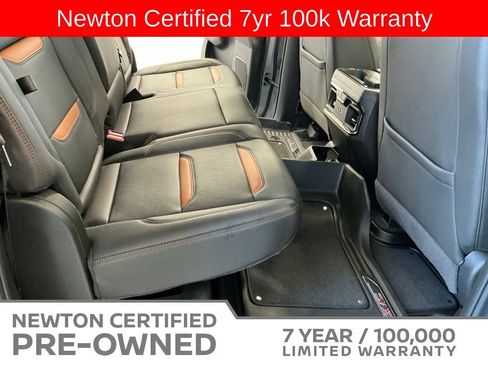 Used 2024 GMC Sierra 1500 AT4 w/ Technology Package AWD/4WD image 33