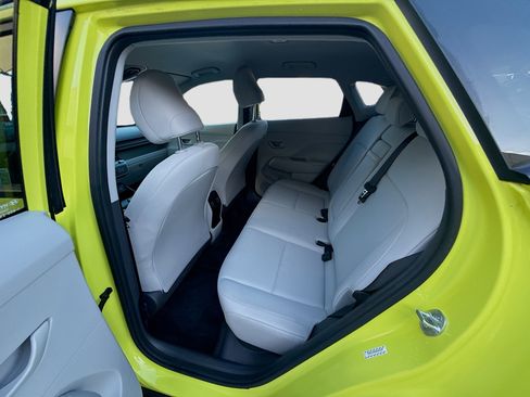 Used 2024 Hyundai Kona SEL w/ Convenience Package FWD image 21