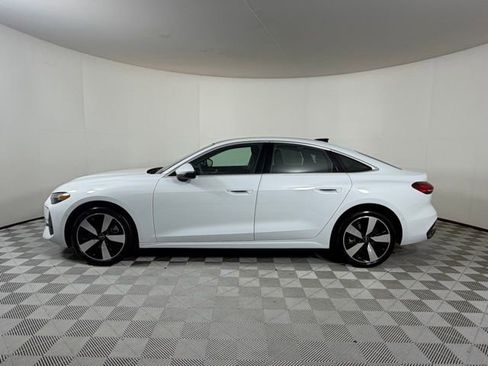 Used 2025 Audi A5 2.0T Premium Plus AWD/4WD image 4