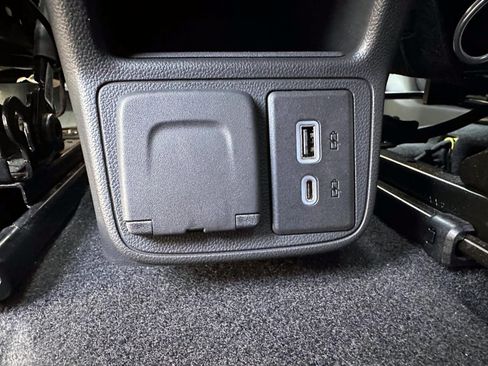 Used 2023 Chevrolet TrailBlazer RS w/ Sun and Liftgate Package AWD/4WD image 15