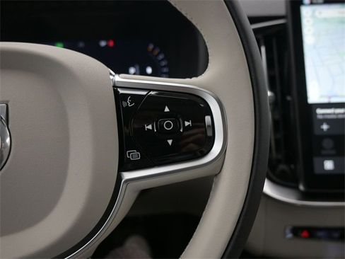 New 2026 Volvo XC90 B6 Ultra image 25