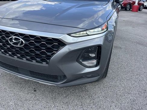 Used 2019 Hyundai Santa Fe Limited FWD image 9