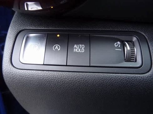 Used 2025 Chevrolet Equinox RS w/ Safety and Technology Package image 13