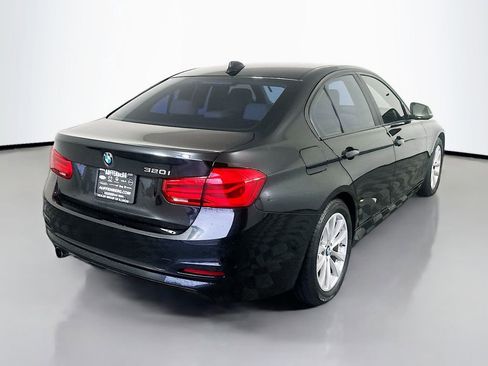 Used 2018 BMW 320i Sedan w/ Convenience Package RWD image 7