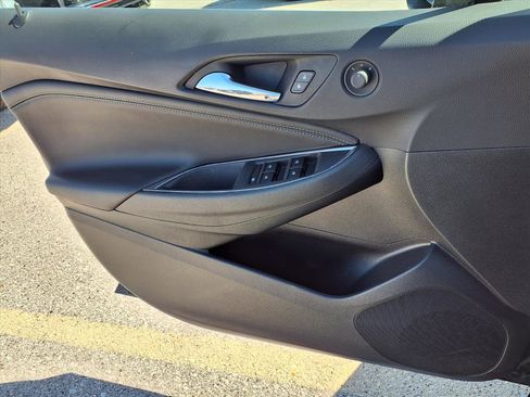 Used 2019 Chevrolet Cruze Premier w/ Driver Confidence II Package image 18