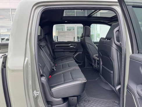 New 2026 RAM 1500 Laramie AWD/4WD image 7