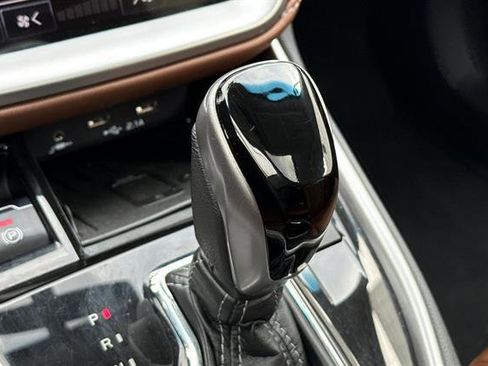 Used 2020 Subaru Outback Touring XT AWD/4WD image 25