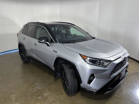 Used 2020 Toyota RAV4 XSE w/ XSE Grade Weather Package image 7