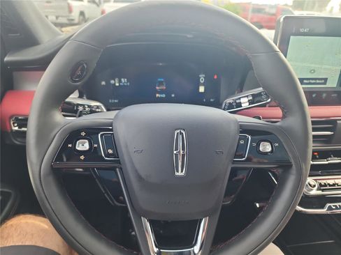 New 2026 Lincoln Corsair Reserve image 31