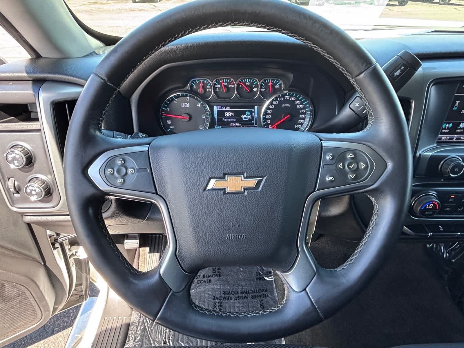 Used 2018 Chevrolet Silverado 1500 LT w/ LT Eassist Package AWD/4WD image 24