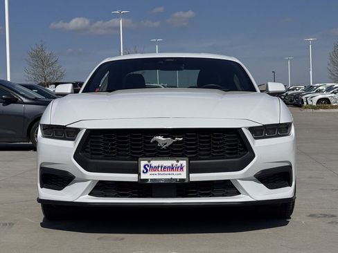 Used 2024 Ford Mustang Coupe RWD image 7