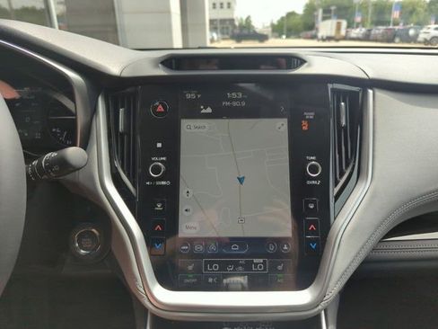 New 2025 Subaru Outback Limited image 18