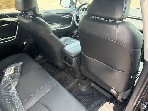 Used 2024 Toyota RAV4 XLE Premium w/ Weather Package AWD/4WD image 17