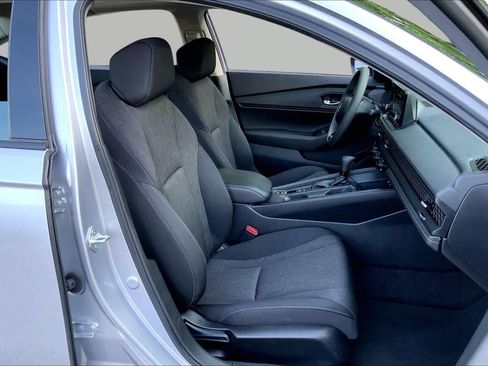 Used 2024 Honda Accord EX image 8