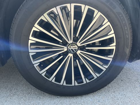 Certified 2026 Volkswagen Tiguan S FWD image 11