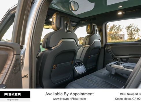 Used 2023 Rivian R1T Adventure image 17