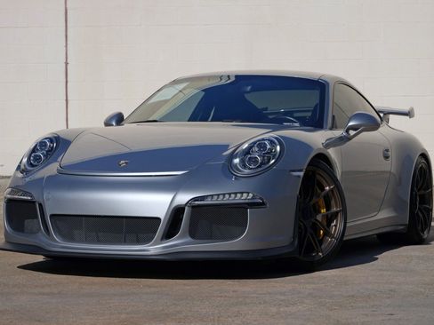 Used 2014 Porsche 911 GT3 RWD image 45