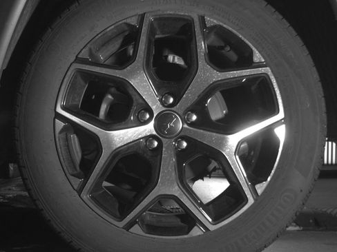 Used 2025 Jeep Compass Limited image 14