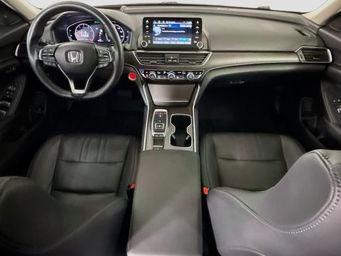 Used 2022 Honda Accord Touring image 13