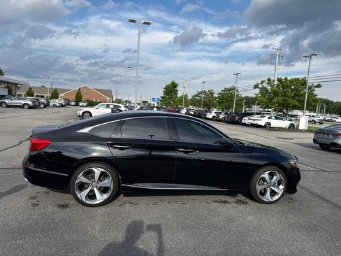 Used 2020 Honda Accord Touring image 24
