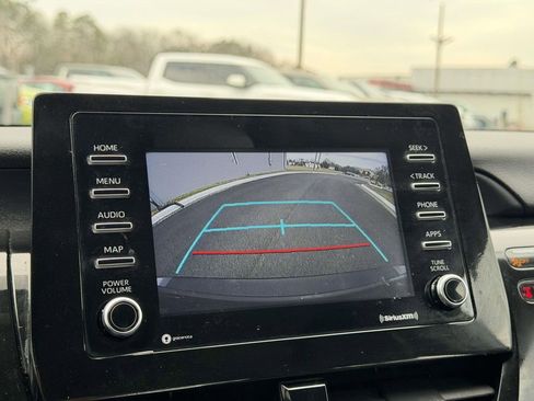 Used 2024 Toyota Camry SE image 4