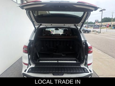 Used 2021 BMW X5 xDrive45e w/ M Sport Package AWD/4WD image 8
