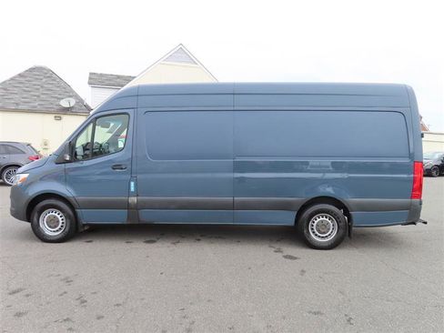 Used 2019 Mercedes-Benz Sprinter 170 image 12