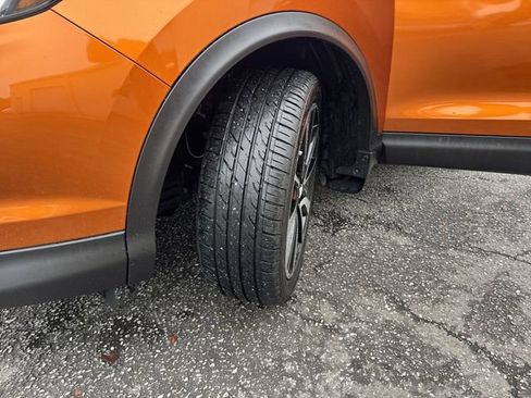 Used 2017 Nissan Rogue Sport SL w/ SL Premium Package image 32