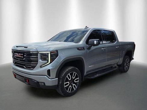 Used 2023 GMC Sierra 1500 AT4 w/ Technology Package AWD/4WD image 2