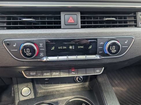 Used 2019 Audi A4 2.0T Premium FWD image 25