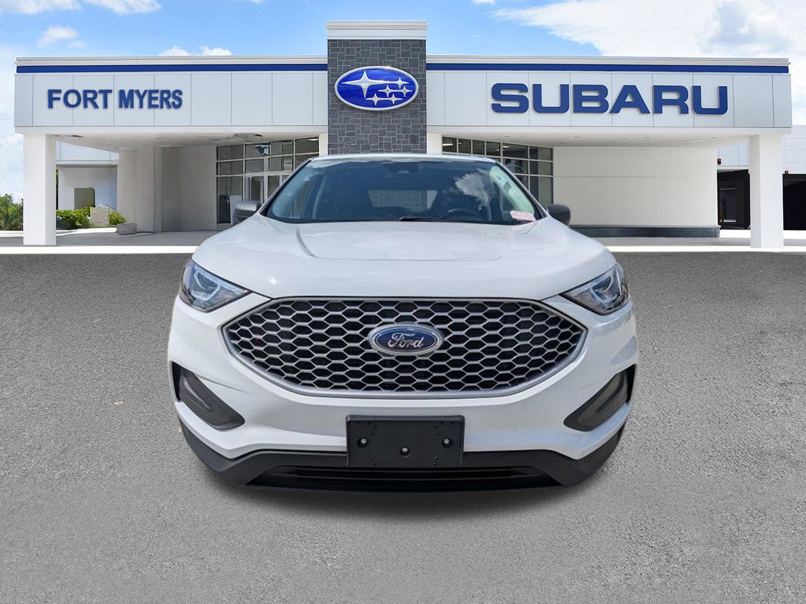Used 2024 Ford Edge SE AWD/4WD image 3