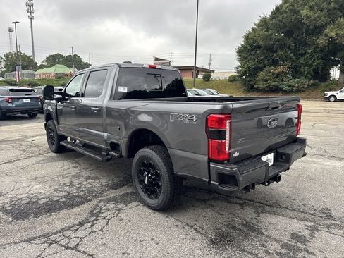 New 2026 Ford F350 Lariat w/ Black Appearance Package image 7