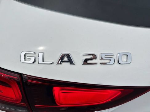 Used 2023 Mercedes-Benz GLA 250 4MATIC image 26